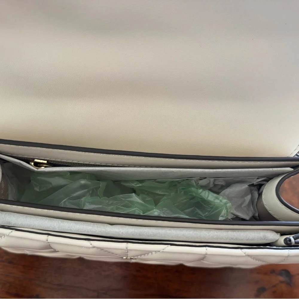 NWT Michael Kors LT Cream Quilted Leather ABBOT MD Flap Chain Link Crossbody - Picture 6 of 9